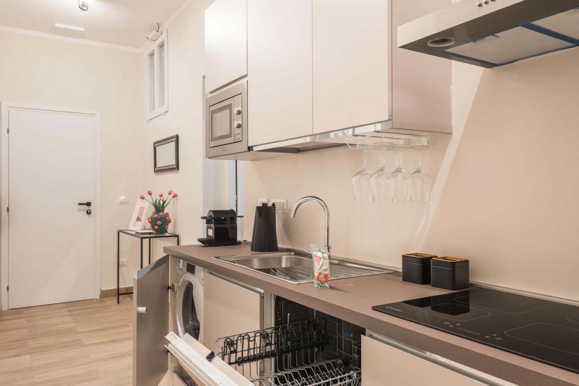 C3 Top Class Apartment, 2 Camere Da Letto, 2 Bagni, Giardino Distante 15 Minuti A Piedi Da Fontana Di Trevi Řím Exteriér fotografie